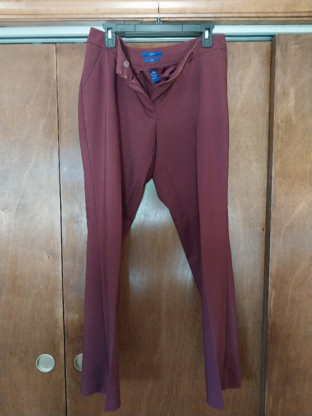 Apt 9 slacks